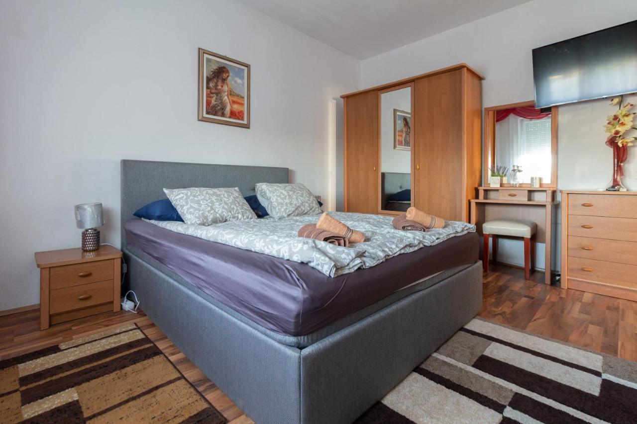 Apartments Ruza Dragove Dugi Otok Bagian luar foto
